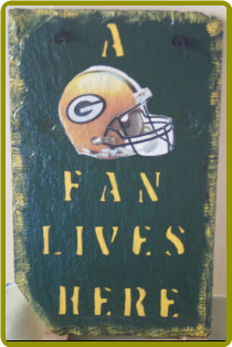 HAND PAINTED SLATE - GREEN BAY PACKERS (GREEN)